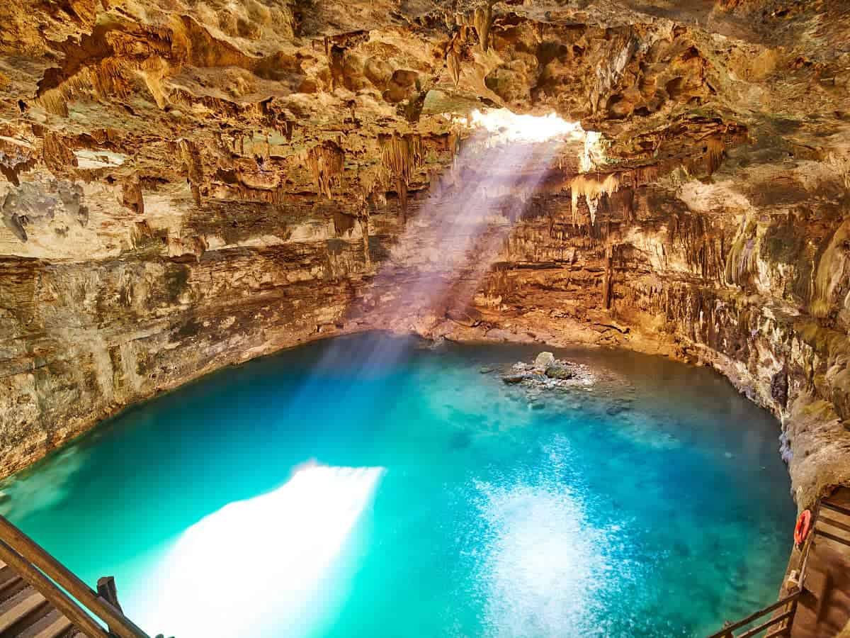 Cancún and the Riviera Maya Travel Guide: Beaches, Cenotes and Mayan Ruins
